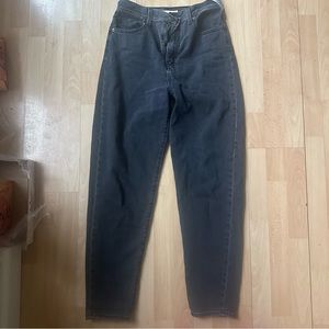 Levi’s high loose taper